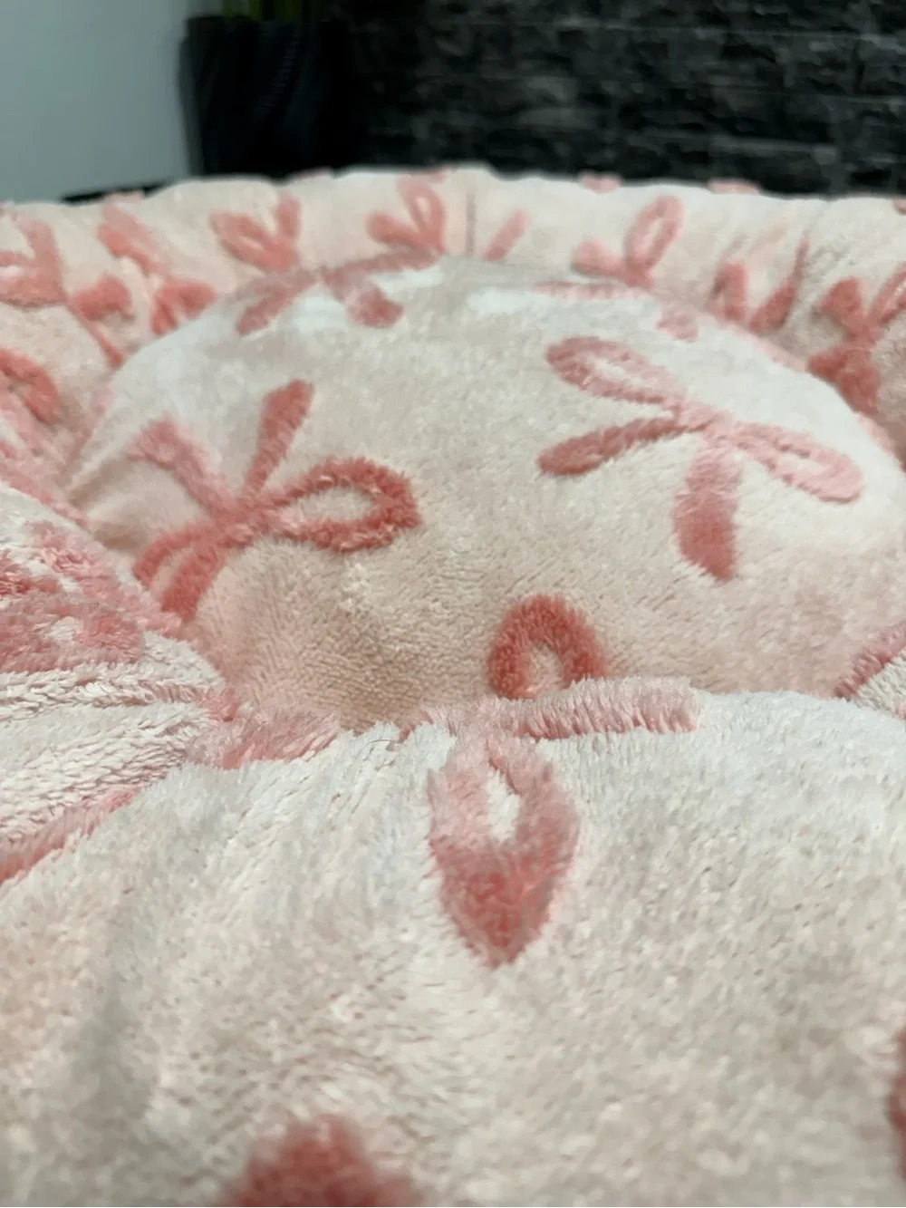 BEDSURE MEDIUM SIZE BEAUTIFUL PINK BOWS PET BED 💖🎀🐾
